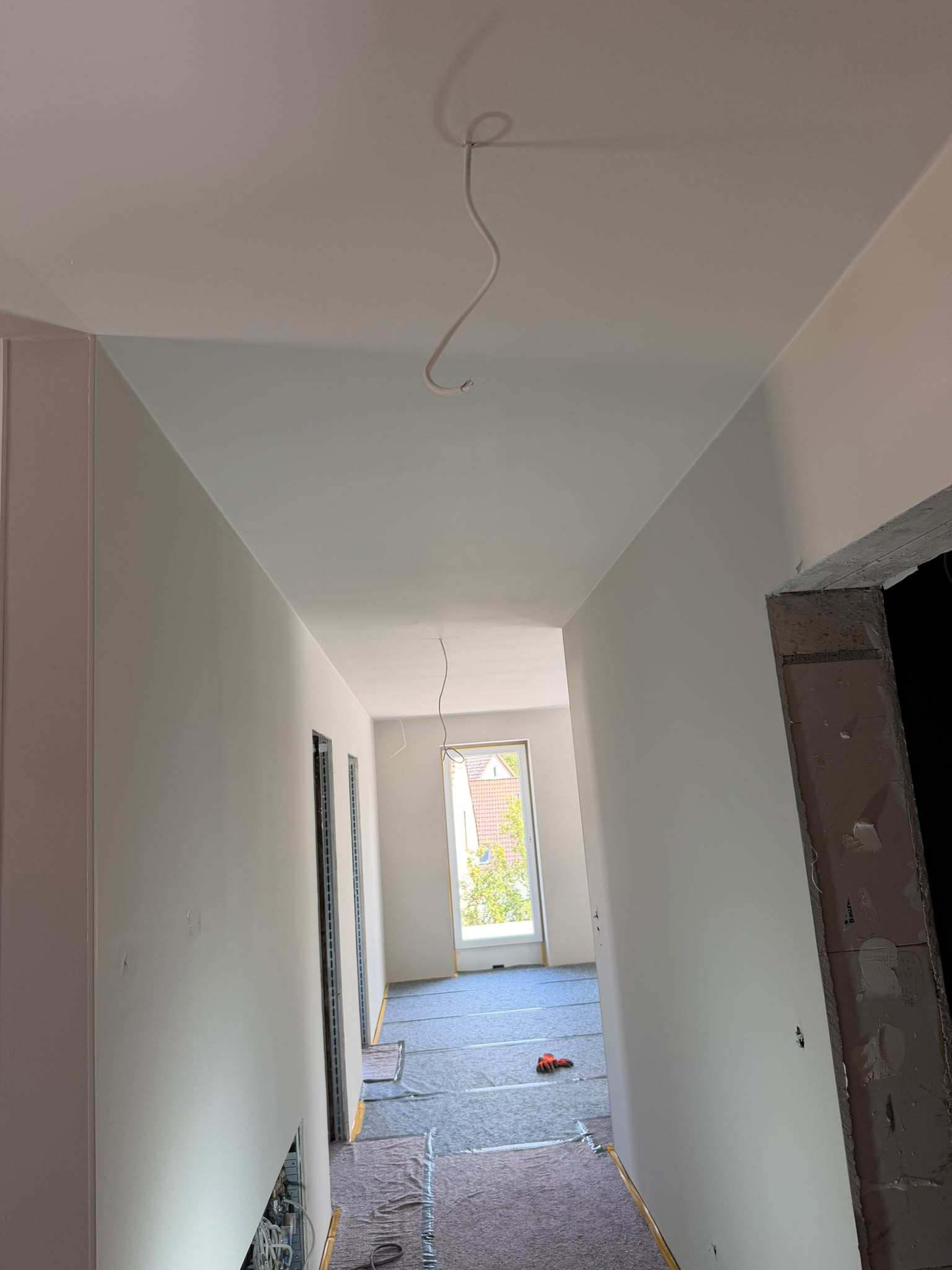 Lackier- und Detailarbeiten im MFH Höchberg