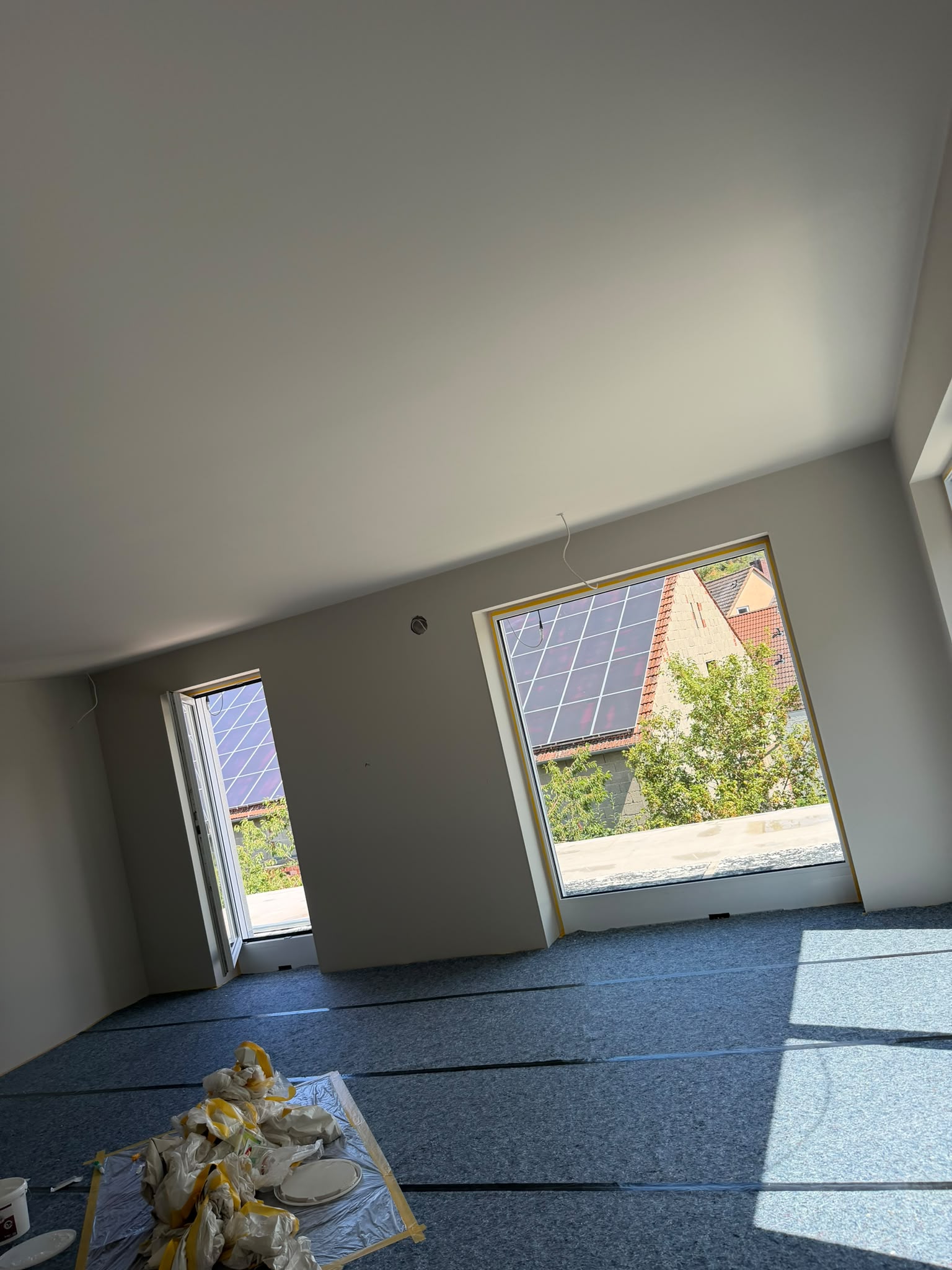 Fertiggestellte Renovierungsflächen im Mehrfamilienhaus